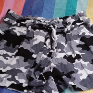🏖️ Bcbop camo shorts for women
